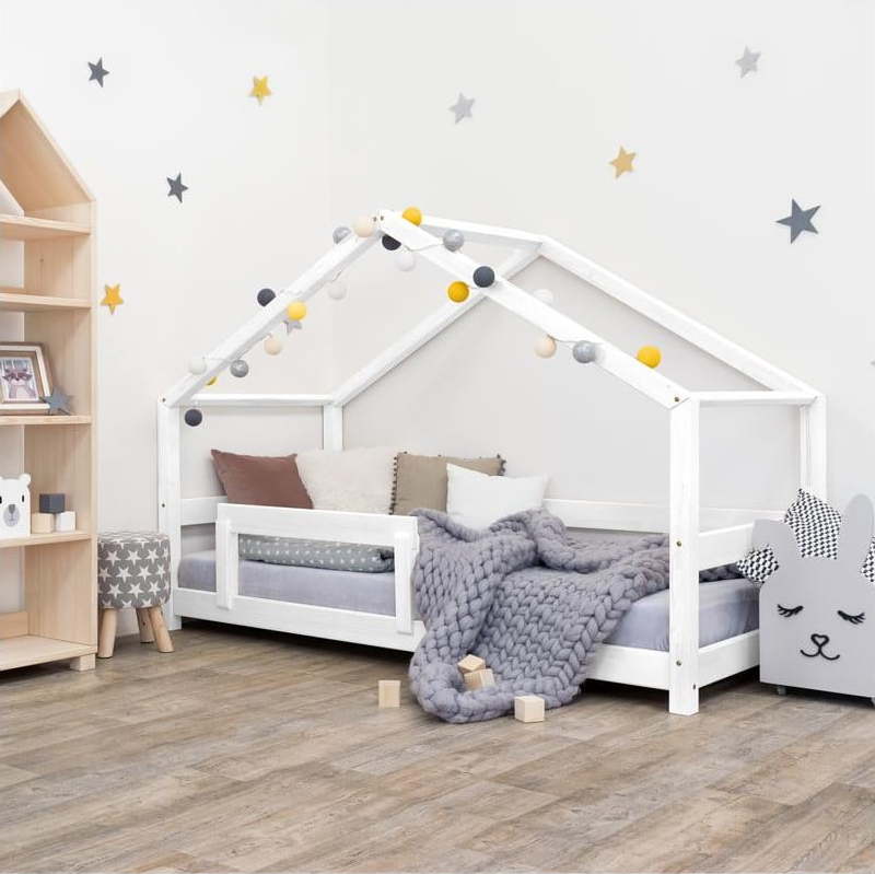 Bílá dřevěná dětská postel Benlemi Lucky