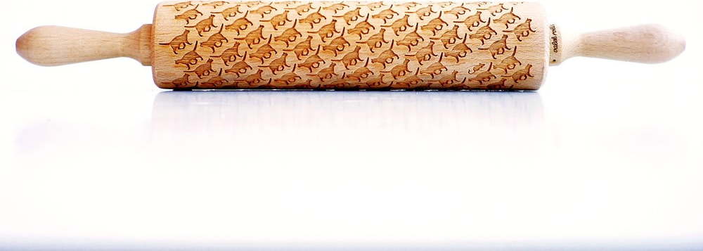 Dřevěný embosovaný váleček na těsto Valek Cats Valek