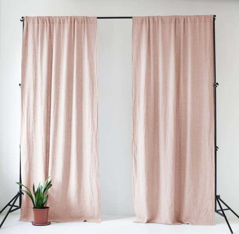 Růžový lněný závěs s tunýlkem Linen Tales Night Time