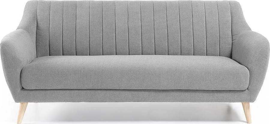 Světle šedá pohovka Kave Home Off Kave Home