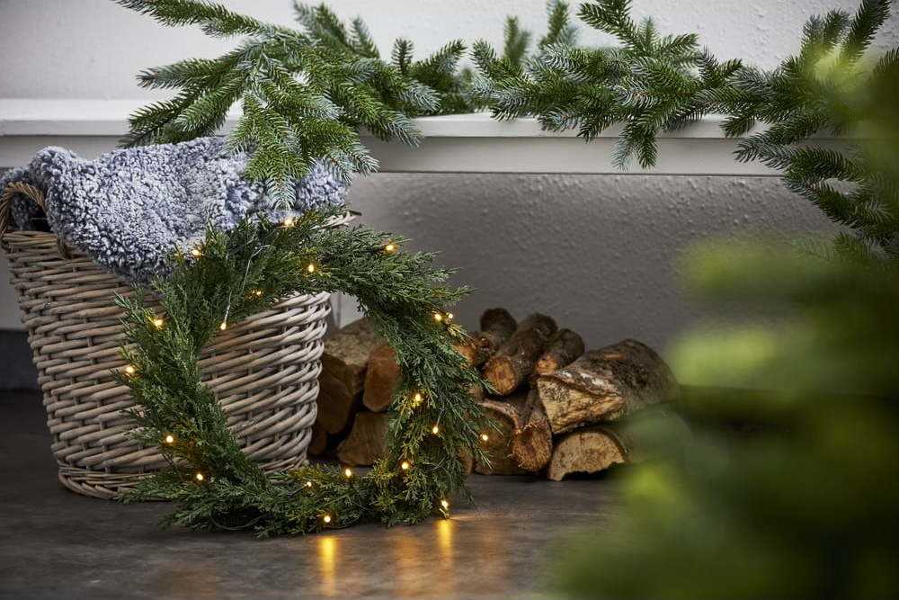 Vánoční věnec s LED žárovkami Star Trading Thuja