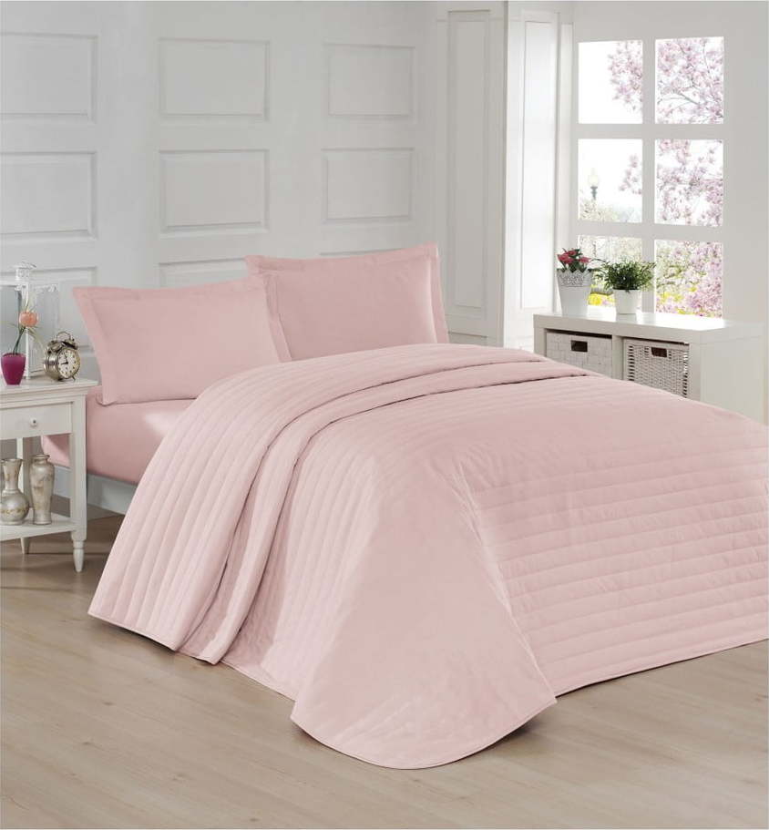 Světle růžový lehký prošívaný přehoz Mijolnir Monart