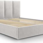 Světle šedá čalouněná dvoulůžková postel s úložným prostorem s roštem 140x200 cm Juniper – Mazzini Beds Mazzini Beds