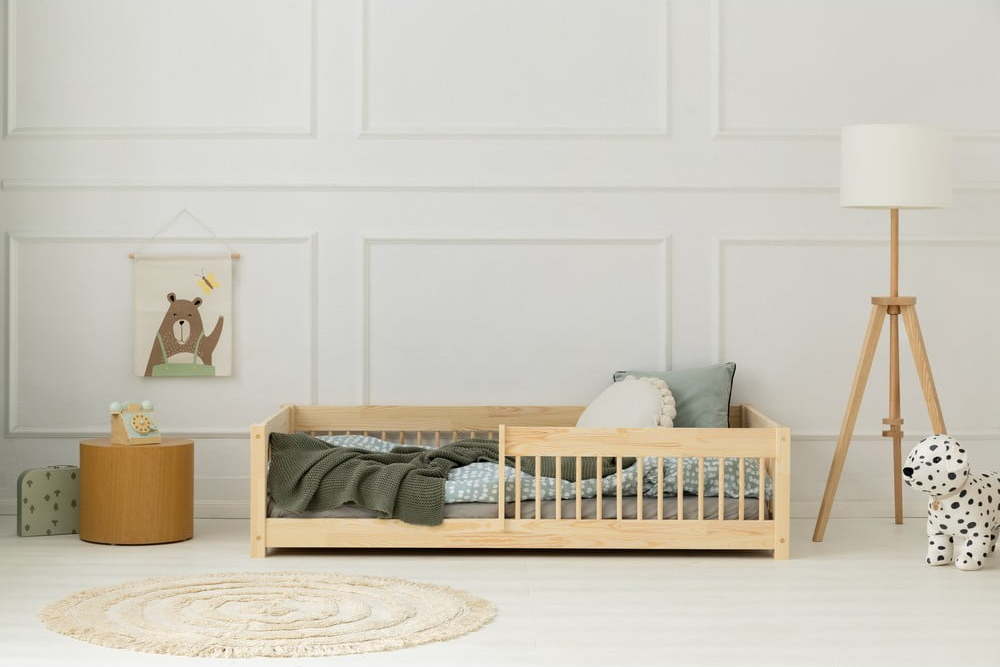 Dětská postel z borovicového dřeva v přírodní barvě 70x140 cm Mila CPW – Adeko Adeko