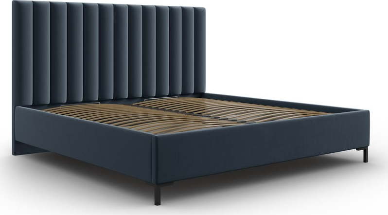 Tmavě modrá čalouněná dvoulůžková postel s úložným prostorem s roštem 200x200 cm Casey – Mazzini Beds Mazzini Beds