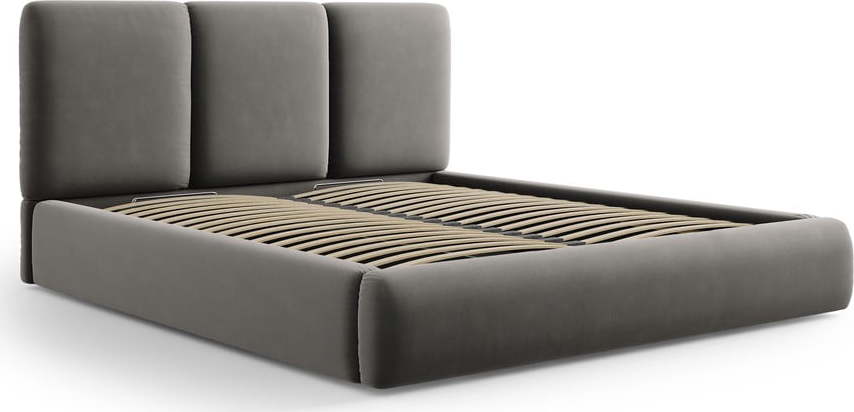 Šedá sametová čalouněná dvoulůžková postel s úložným prostorem s roštem 140x200 cm Brody – Mazzini Beds Mazzini Beds