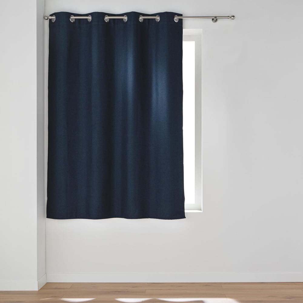 Tmavě modrý zatemňovací závěs 140x180 cm Crepuscule – douceur d'intérieur Douceur d intérieur