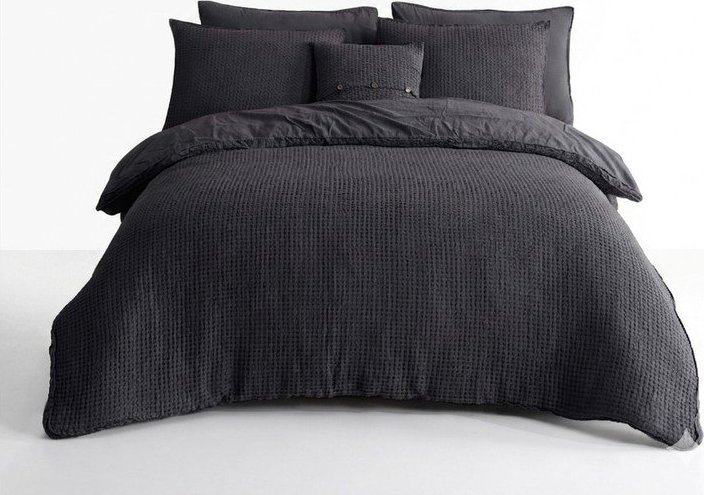 Antracitové povlečení na dvoulůžko/prodloužené z bavlny Renforcé 240x220 cm Waffle Striped – Mila Home Luxury Mila Home Luxury