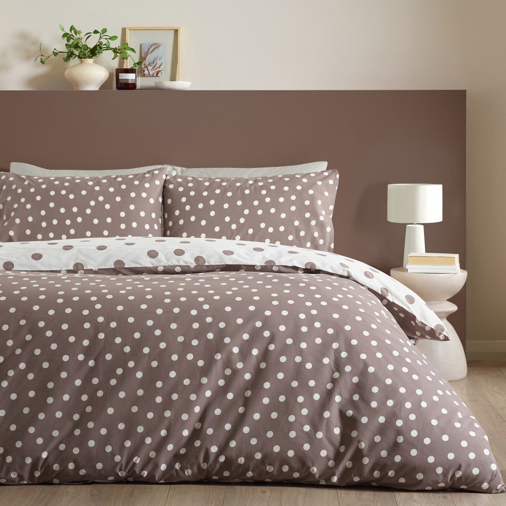 Bílé/tmavě hnědé povlečení na dvoulůžko 200x200 cm Polka Dot – Catherine Lansfield Catherine Lansfield